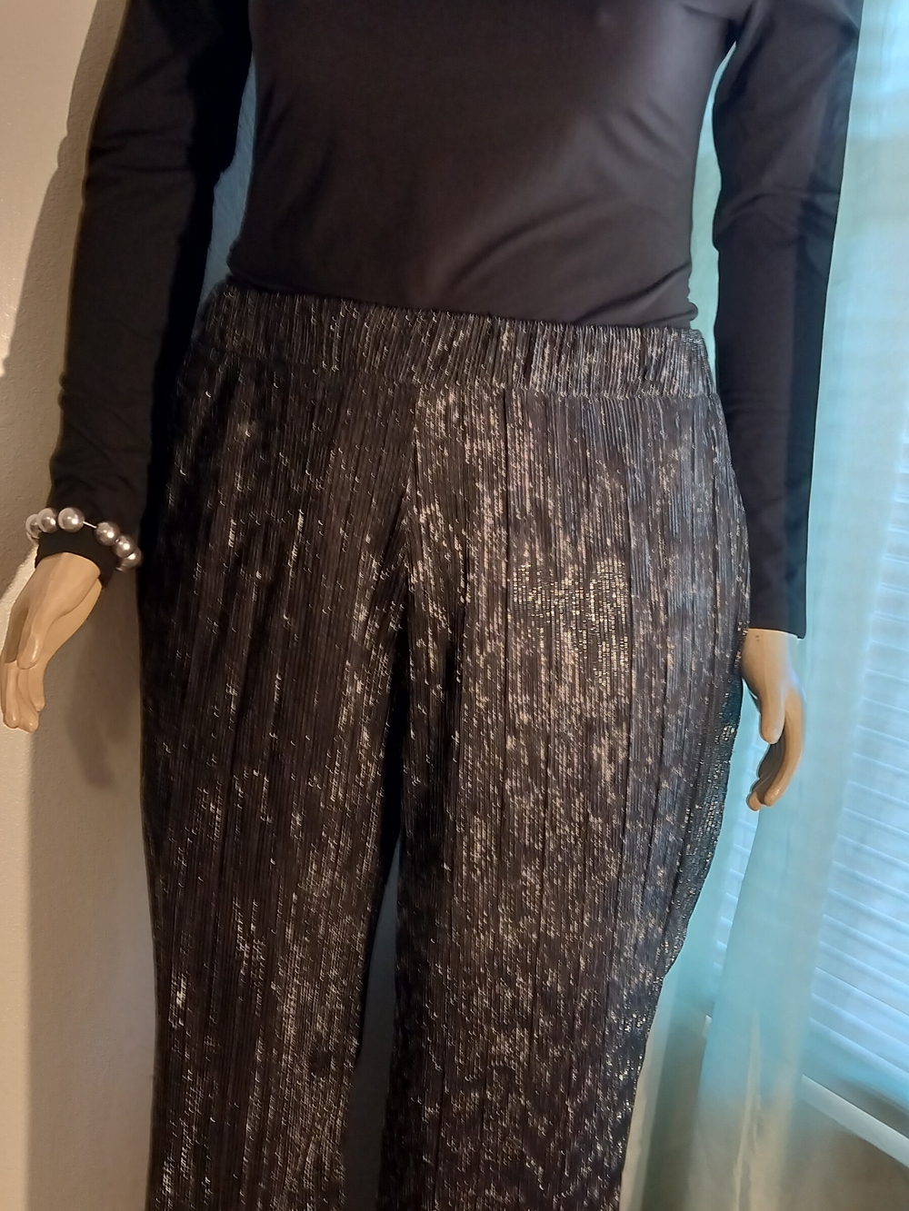 Pleated Metallic Black Wide-Leg Pants